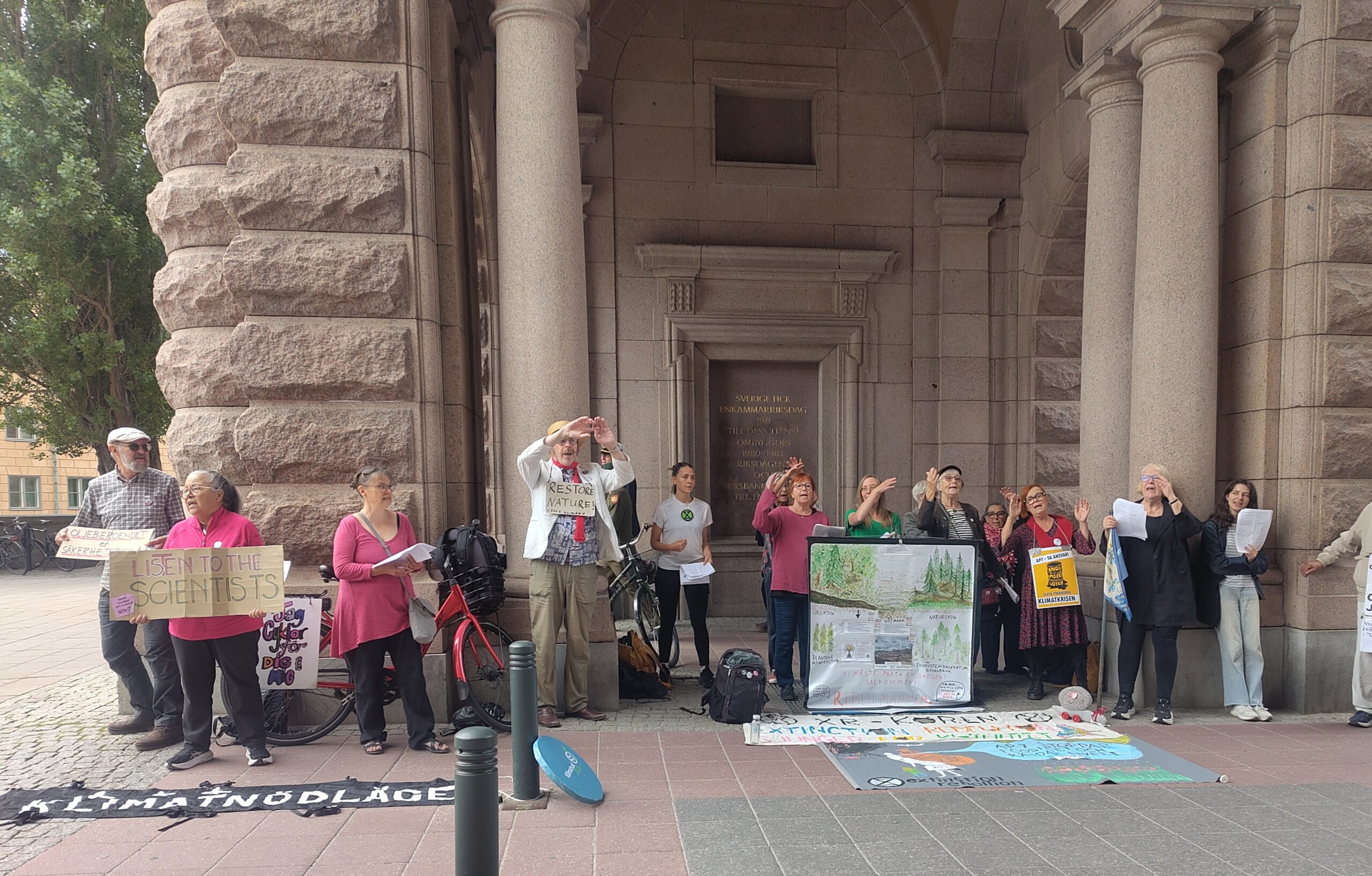 Allsång för klimatet med Extinction Rebellion-kören
